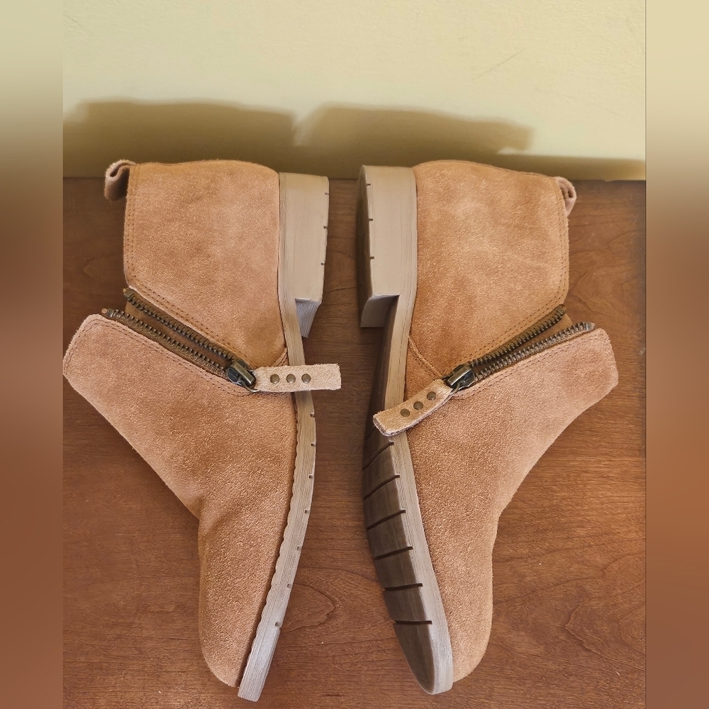 Bjorndal Judy or Geena ankle booties. Size 7.5 - Picture 6 of 12